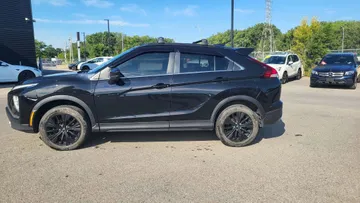 2022 Mitsubishi Eclipse Cross - image 6
