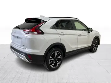 2024 Mitsubishi Eclipse Cross - image 13