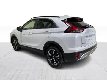 2024 Mitsubishi Eclipse Cross - image 10