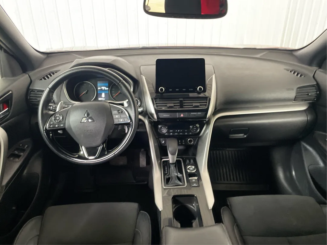 2022 Mitsubishi Eclipse Cross — photo 4