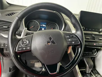 2022 Mitsubishi Eclipse Cross - image 16