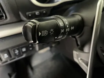 2022 Mitsubishi Eclipse Cross - image 17