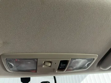 2018 Mitsubishi Outlander - image 16