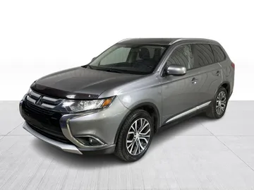 2018 Mitsubishi Outlander - image 9