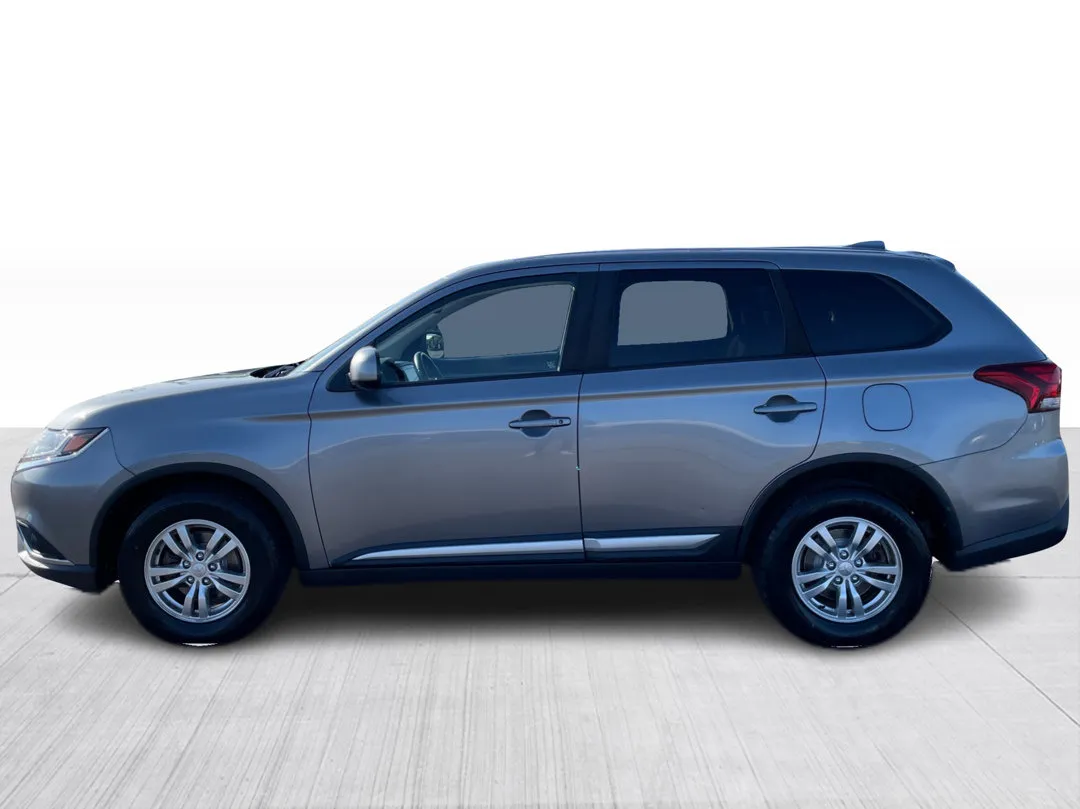 2019 Mitsubishi Outlander for sale - photo 4