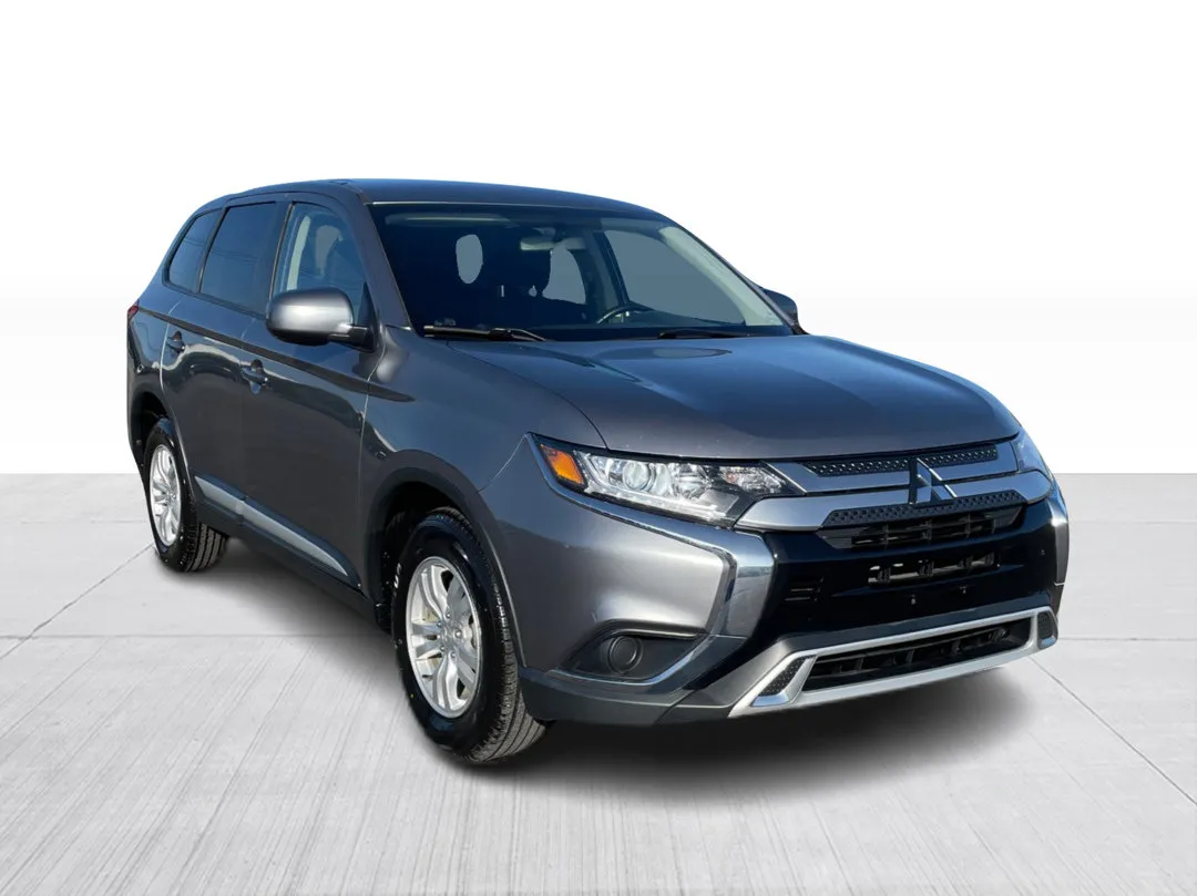 2019 Mitsubishi Outlander for sale - photo 1