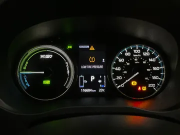 2018 Mitsubishi Outlander PHEV - image 15