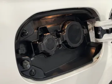 2020 Mitsubishi Outlander PHEV - image 32