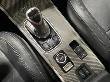 2020 Mitsubishi Outlander PHEV - image 28