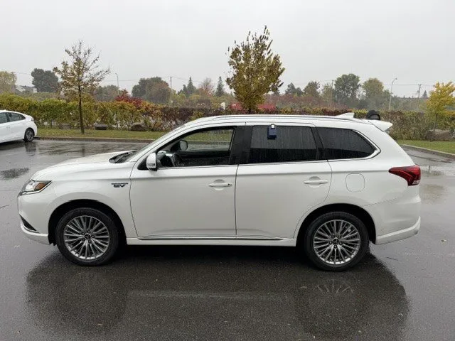 2022 Mitsubishi Outlander PHEV for sale - photo 4
