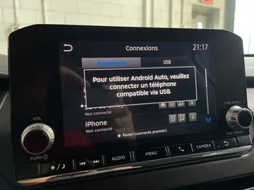 2022 Mitsubishi Outlander - image 7