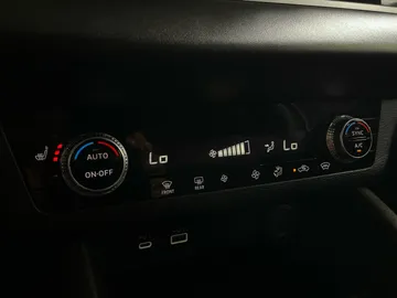 2022 Mitsubishi Outlander - image 20