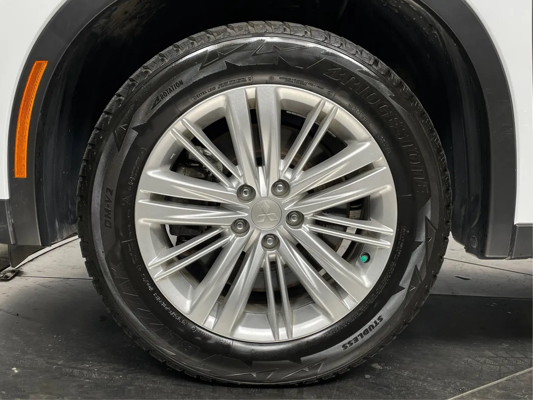 2024 Mitsubishi Outlander ES S-AWC, photo 5