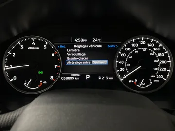 2024 Mitsubishi Outlander - image 26