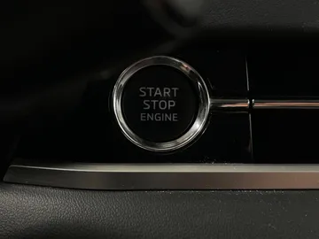 2024 Mitsubishi Outlander - image 25
