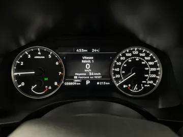 2024 Mitsubishi Outlander - image 18