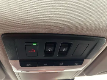 2023 Mitsubishi Outlander - image 16