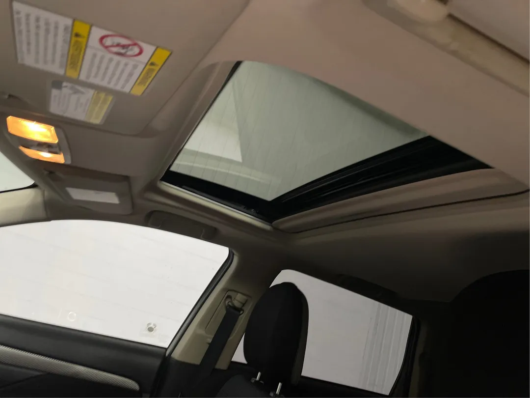 2016 Mitsubishi Outlander — photo 5