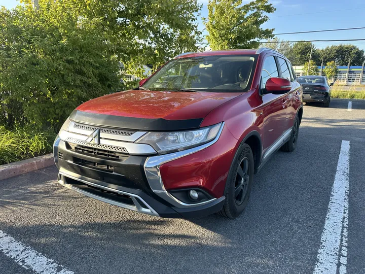 2020 Mitsubishi Outlander