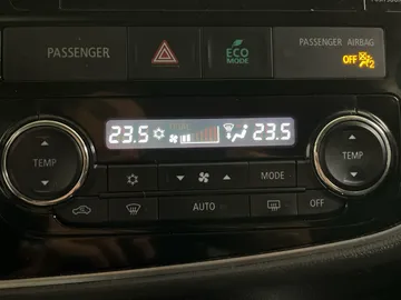 2017 Mitsubishi Outlander - image 20