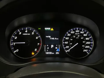 2020 Mitsubishi Outlander - image 19