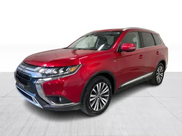 2020 Mitsubishi Outlander - image 10