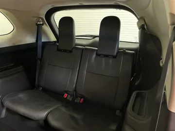 2020 Mitsubishi Outlander - image 17