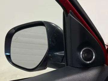 2020 Mitsubishi Outlander - image 21