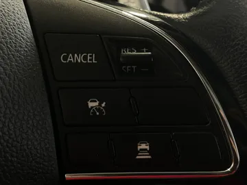 2020 Mitsubishi Outlander - image 29