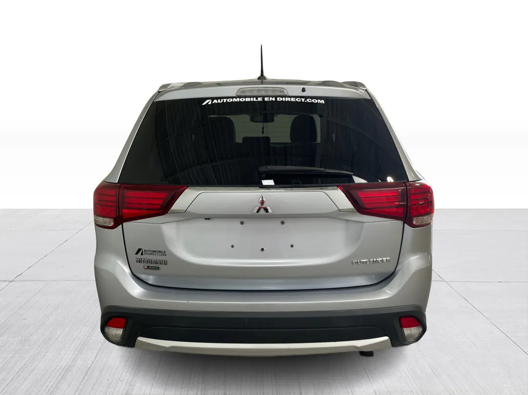 2016 Mitsubishi Outlander — photo 6