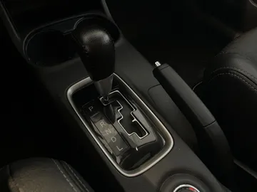 2016 Mitsubishi Outlander - image 27