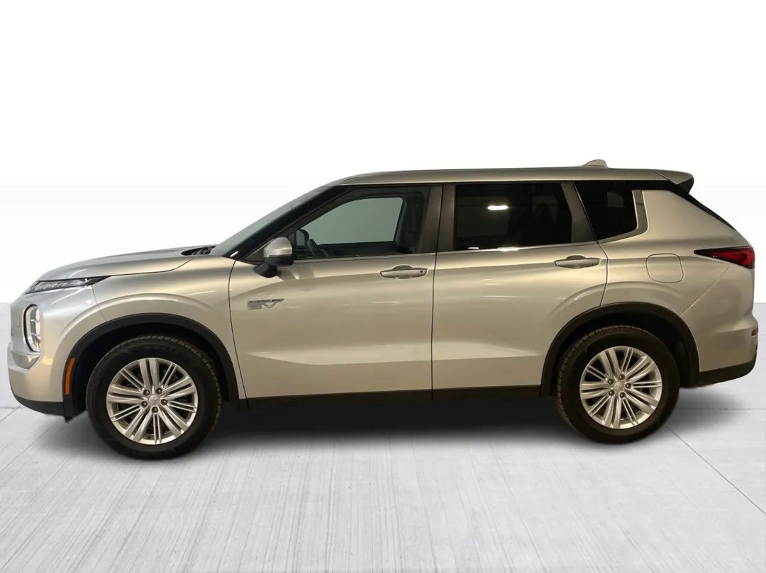 2023 Mitsubishi Outlander PHEV for sale - photo 4