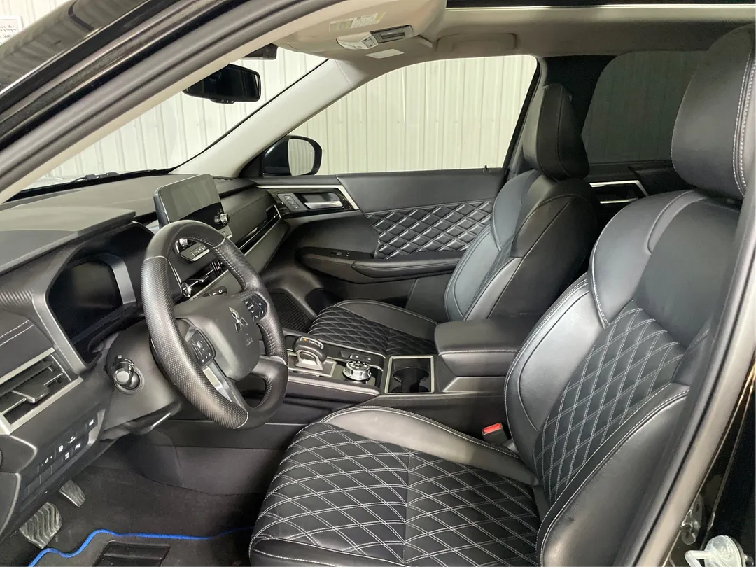 Mitsubishi Outlander Plug-In Hybrid 2025 à vendre - photo 3