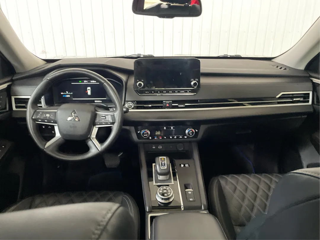 Mitsubishi Outlander Plug-In Hybrid 2025 à vendre - photo 4