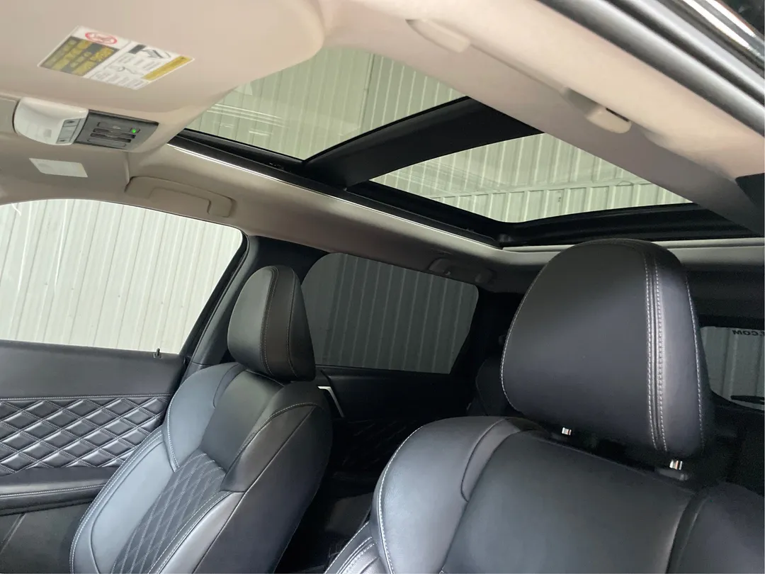 2025 Mitsubishi Outlander Plug-In Hybrid LE S-AWC, photo 5