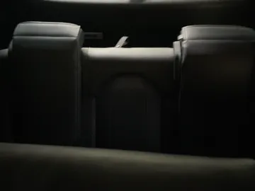 2025 Mitsubishi Outlander Plug-In Hybrid - image 30