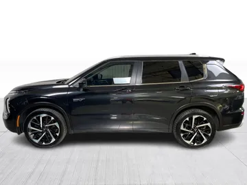 2025 Mitsubishi Outlander Plug-In Hybrid - image 10