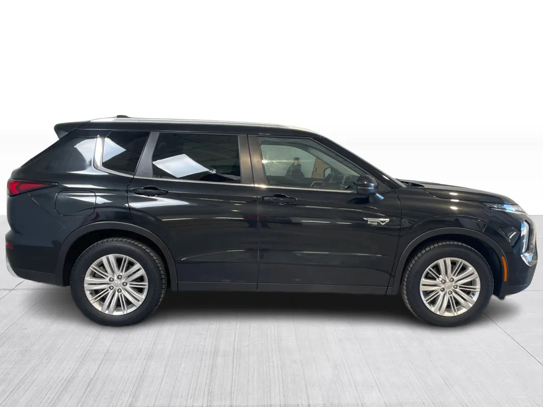 Mitsubishi Outlander Plug-In Hybrid 2024 à vendre - photo 2