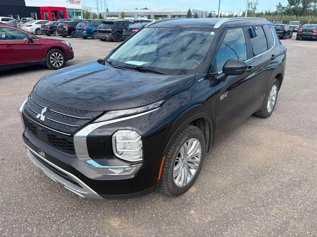 Mitsubishi Outlander Plug-In Hybrid 2024 à vendre - photo 2