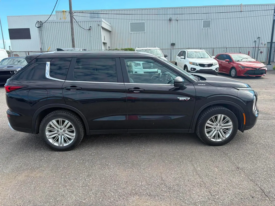 Mitsubishi Outlander Plug-In Hybrid 2024 à vendre - photo 4