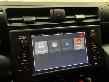 2023 Toyota GR86 - image 7