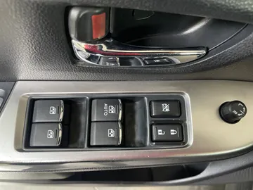 2017 Subaru Crosstrek - image 20