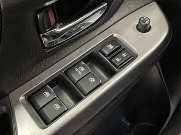 2016 Subaru Crosstrek - image 19