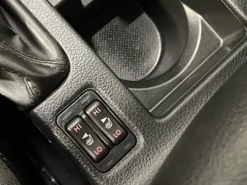 2016 Subaru Crosstrek - image 20
