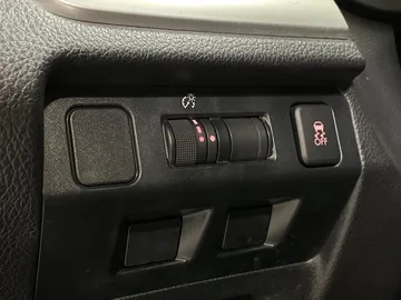 2016 Subaru Crosstrek - image 26
