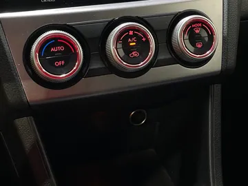 2016 Subaru Crosstrek - image 18