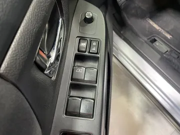 2014 Subaru XV Crosstrek - image 18