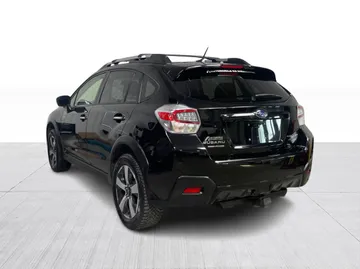 2016 Subaru Crosstrek Hybrid - image 11