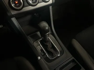 2016 Subaru Crosstrek Hybrid - image 26