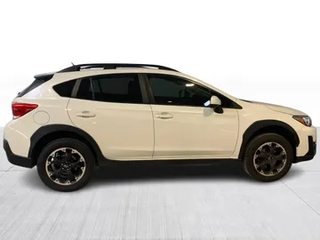 2021 Subaru Crosstrek - image 2